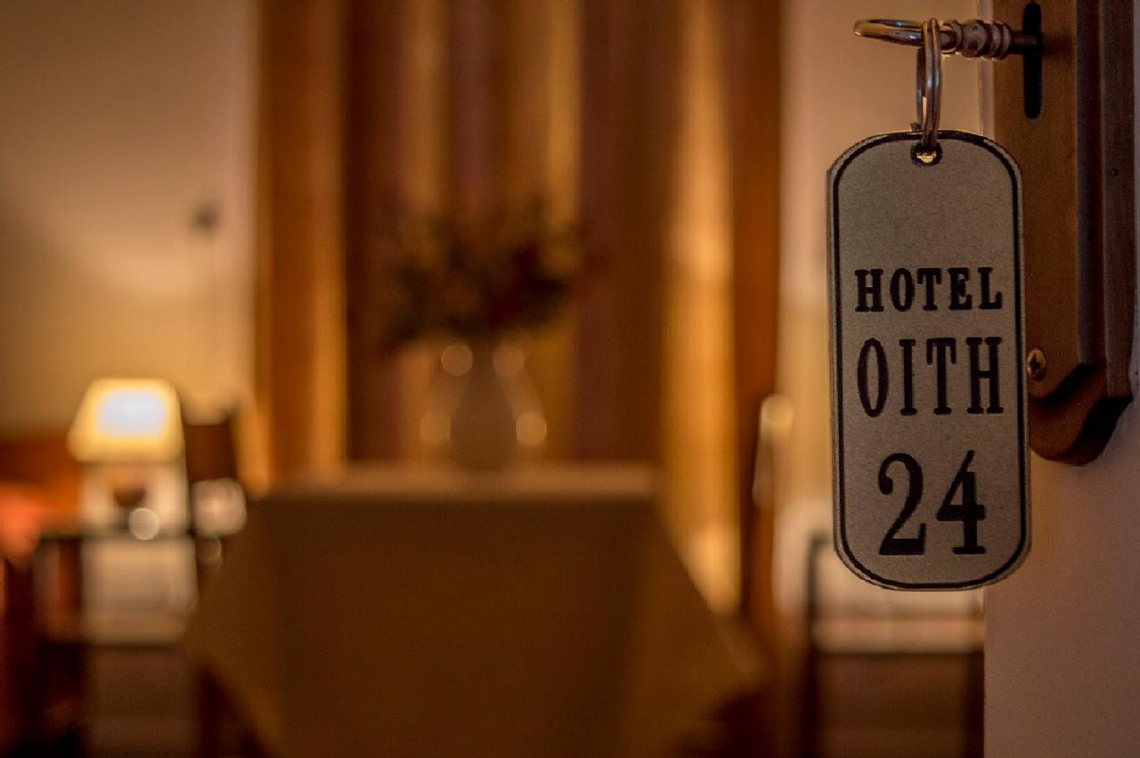 לוטרה איפטיס Hotel Oiti מראה חיצוני תמונה